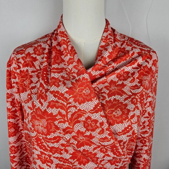 J. McLaughlin Catalina Faux Wrap Top Size Large Red Floral Lace Print - Picture 2 of 9
